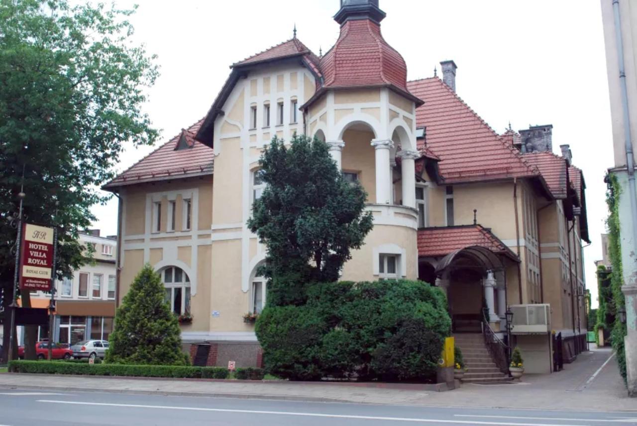Villa Royal Ostrow Wielkopolski Exterior photo